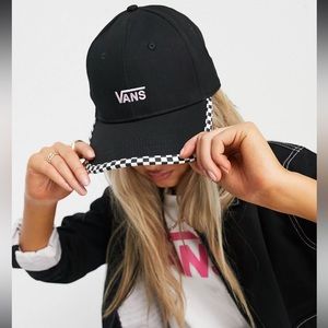 Vans Bow hat | Black w/checkerboard detail size OS